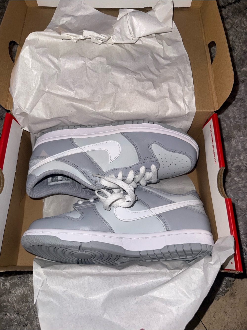 Nike Low-Top Sneakers in Light Gray & White - Picture 5 of 10